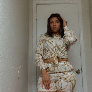 Meet your Posher, Raquel